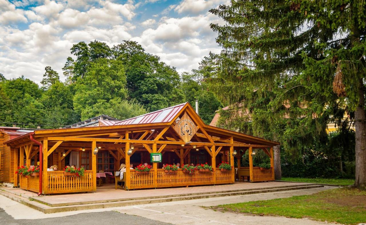 Lipicai Turistaház Szilvasvarad Exterior foto